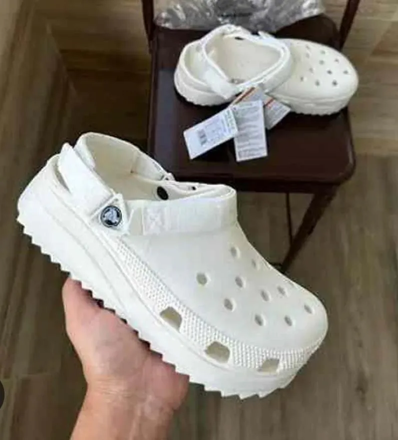 Crocs & Slides 