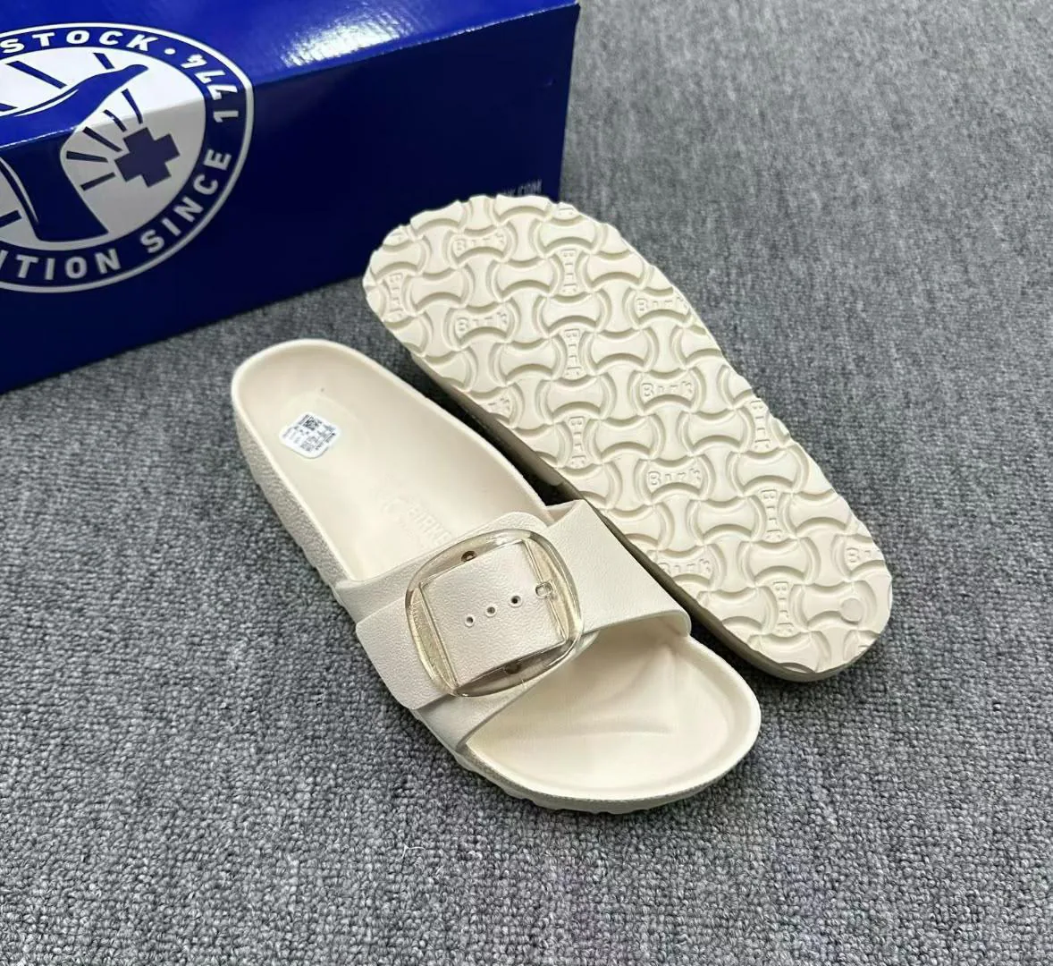 Birkenstock Slides - Crocs & Slides
